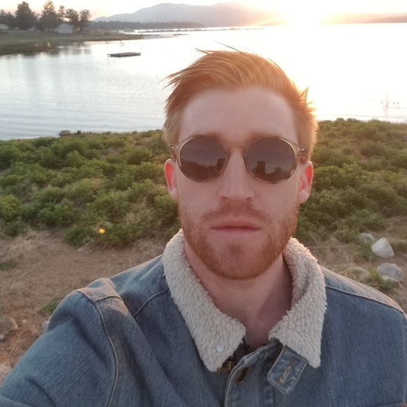 Meet your Posher, Chris - Picture 1 of 1